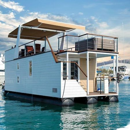 הוילה בפורטורוז Floating House Adela מראה חיצוני תמונה