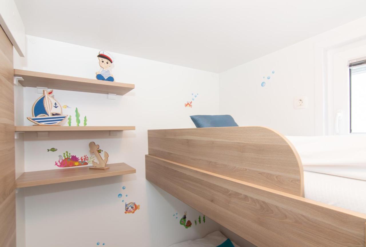 הוילה בפורטורוז Floating House Adela מראה חיצוני תמונה